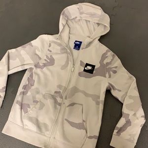 Nike sip up hoodie medium youth